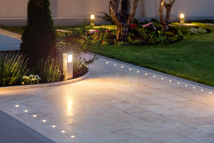 Popular Outdoor & Landscape Lighting Ideas