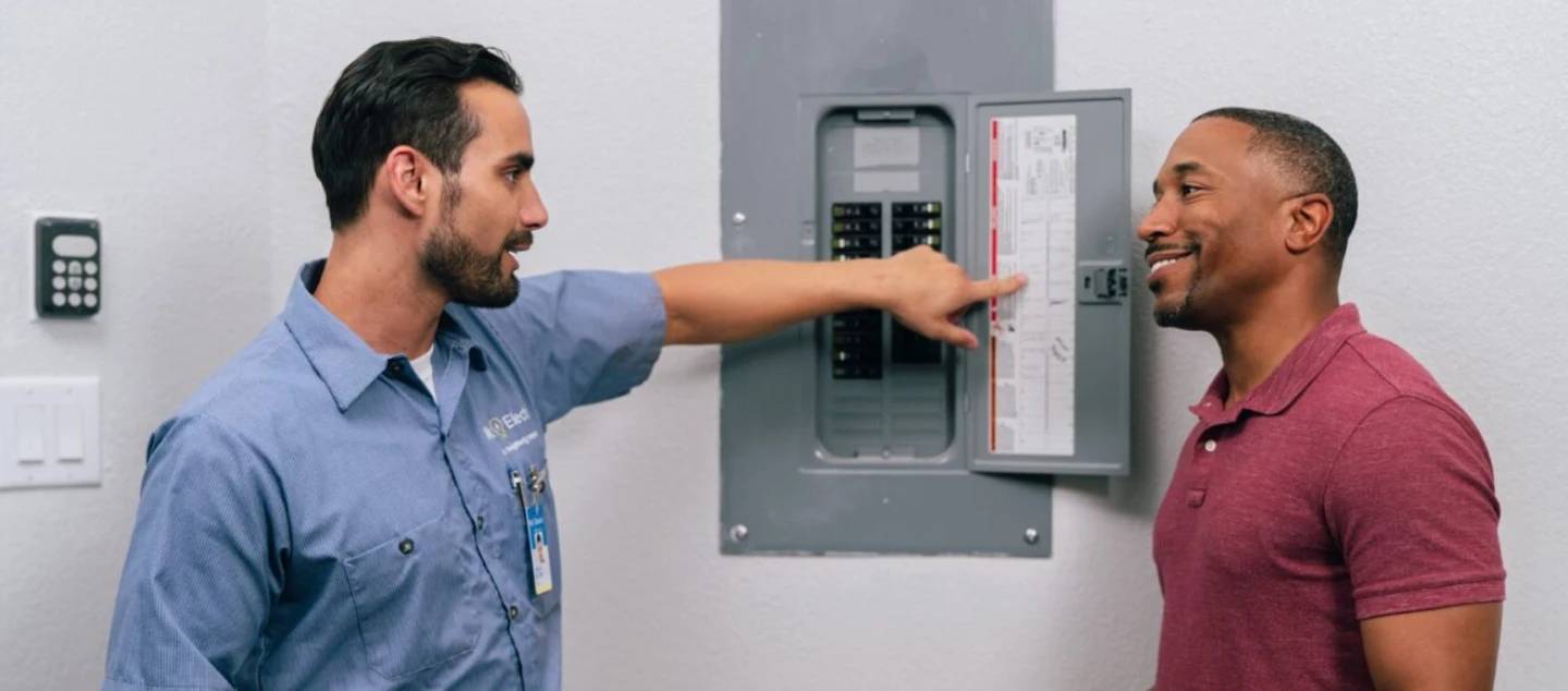 Electric Panel Replacement in Oak Lawn, TX